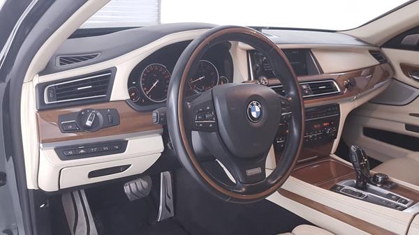 Photo 11 VIN: WBAYE8105DDD87760 - BMW 750LI 