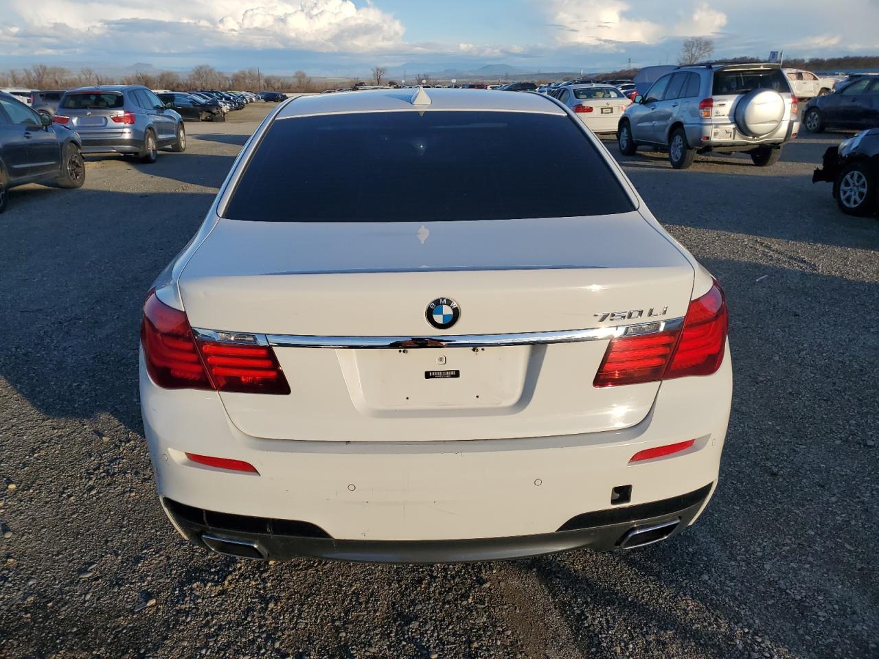 Photo 5 VIN: WBAYE8C50ED134529 - BMW 7ER 