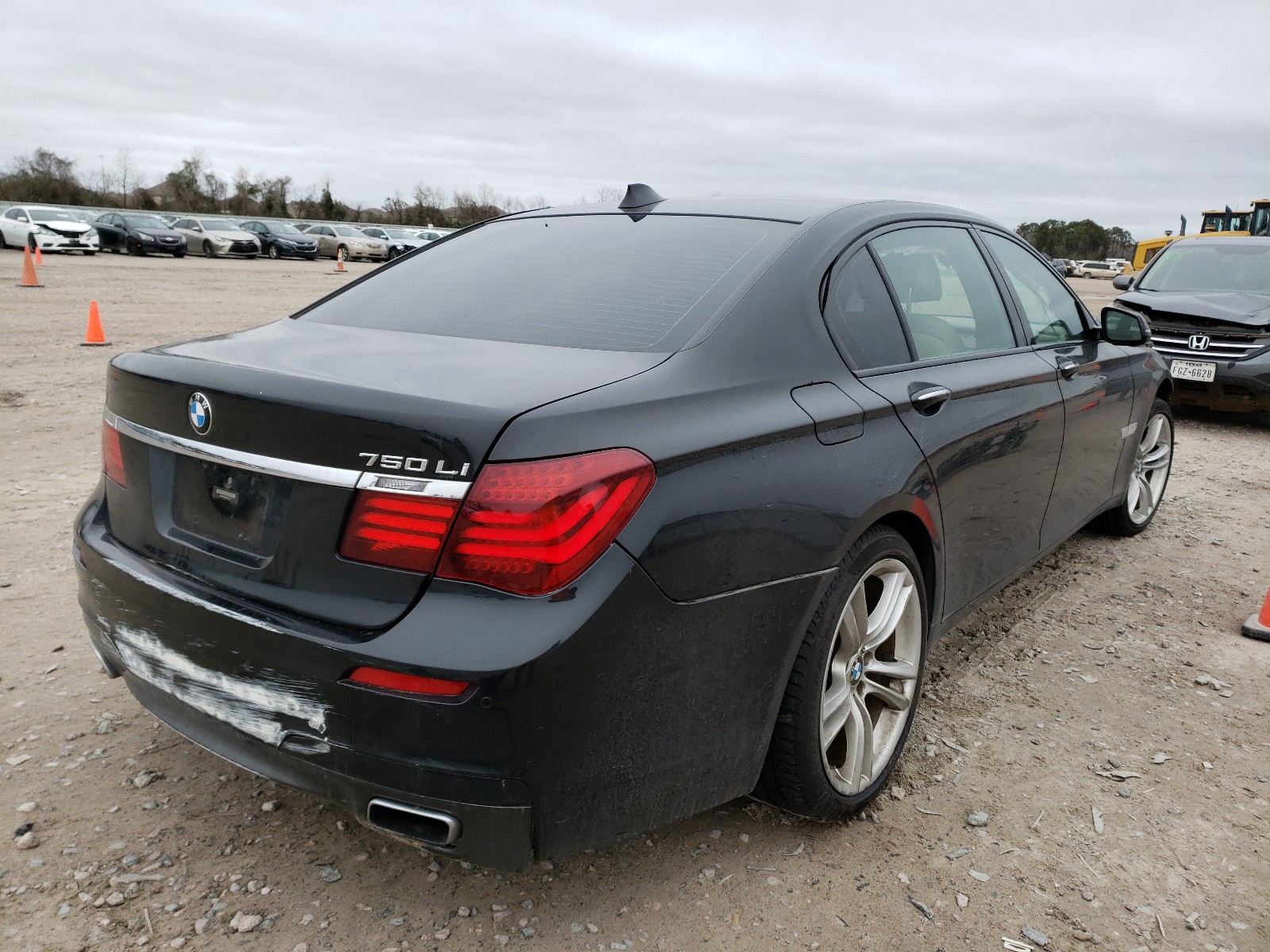 Photo 3 VIN: WBAYE8C50ED135129 - BMW 750 LI 