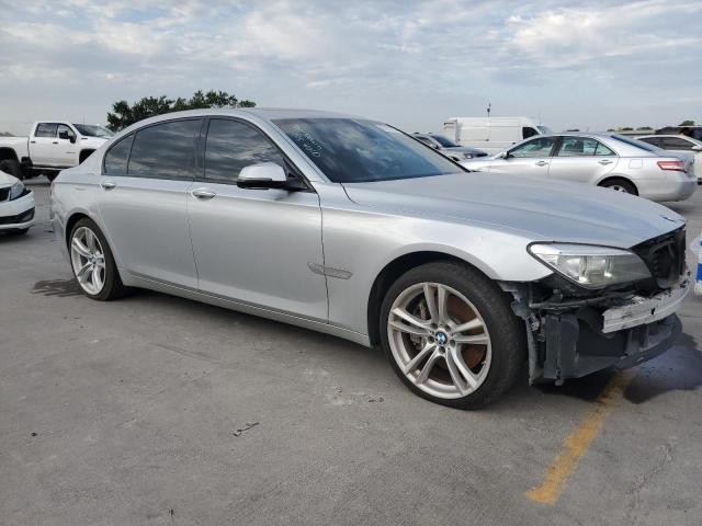 Photo 3 VIN: WBAYE8C50ED136152 - BMW 7 SERIES 