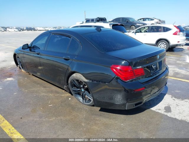 Photo 2 VIN: WBAYE8C50FD782440 - BMW 750LI 