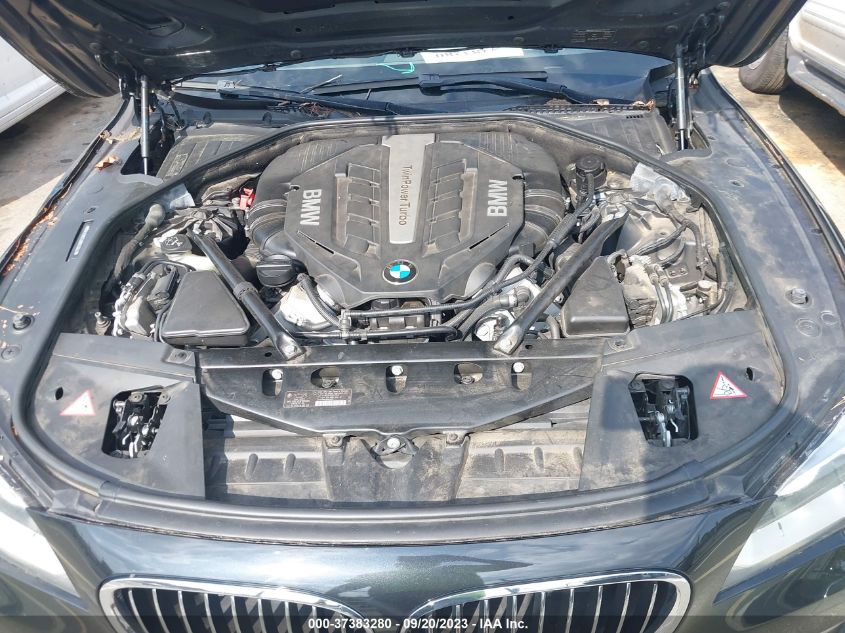 Photo 9 VIN: WBAYE8C52DD133641 - BMW 7ER 