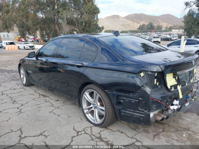 Photo 2 VIN: WBAYE8C54DD134113 - BMW 750LI 