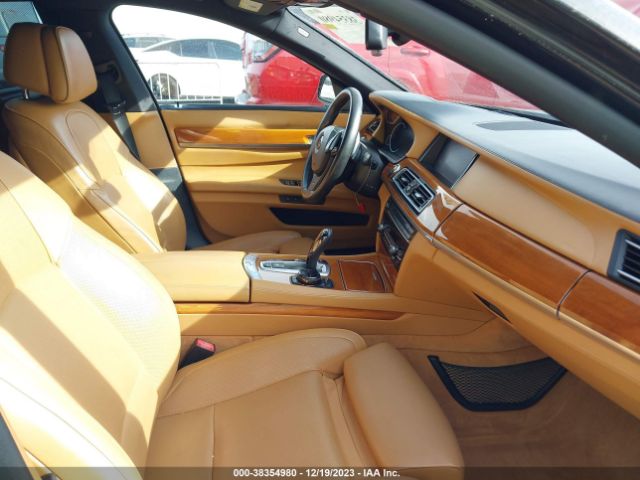 Photo 4 VIN: WBAYE8C55ED135627 - BMW ALPINA B7 