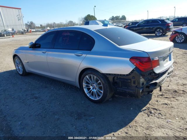 Photo 2 VIN: WBAYE8C56DD133626 - BMW 750LI 