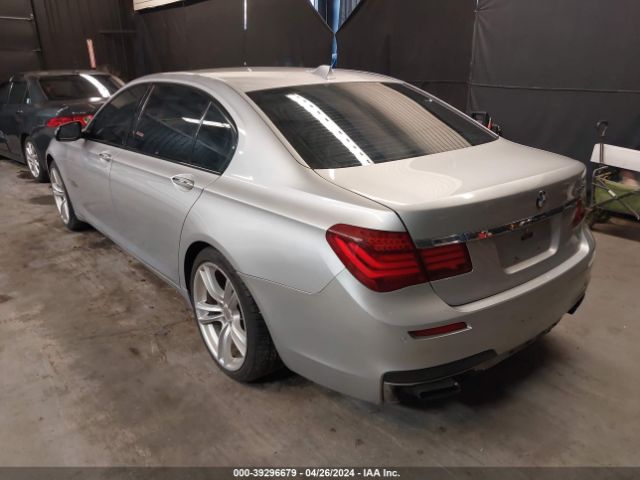 Photo 2 VIN: WBAYE8C5XDD132060 - BMW 750LI 