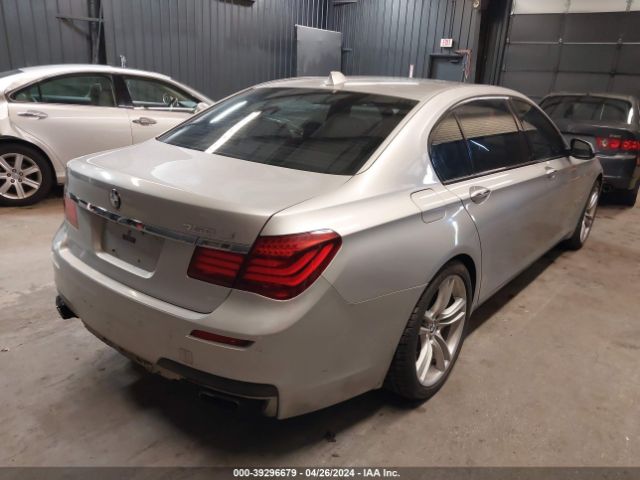 Photo 3 VIN: WBAYE8C5XDD132060 - BMW 750LI 