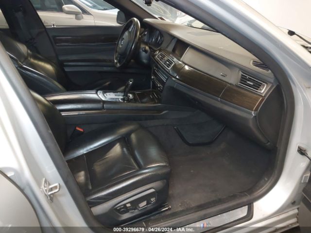 Photo 4 VIN: WBAYE8C5XDD132060 - BMW 750LI 