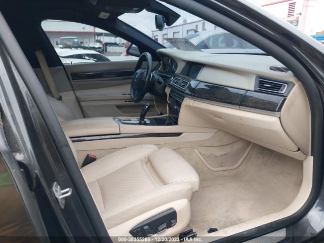 Photo 4 VIN: WBAYE8C5XDD133080 - BMW 750LI 