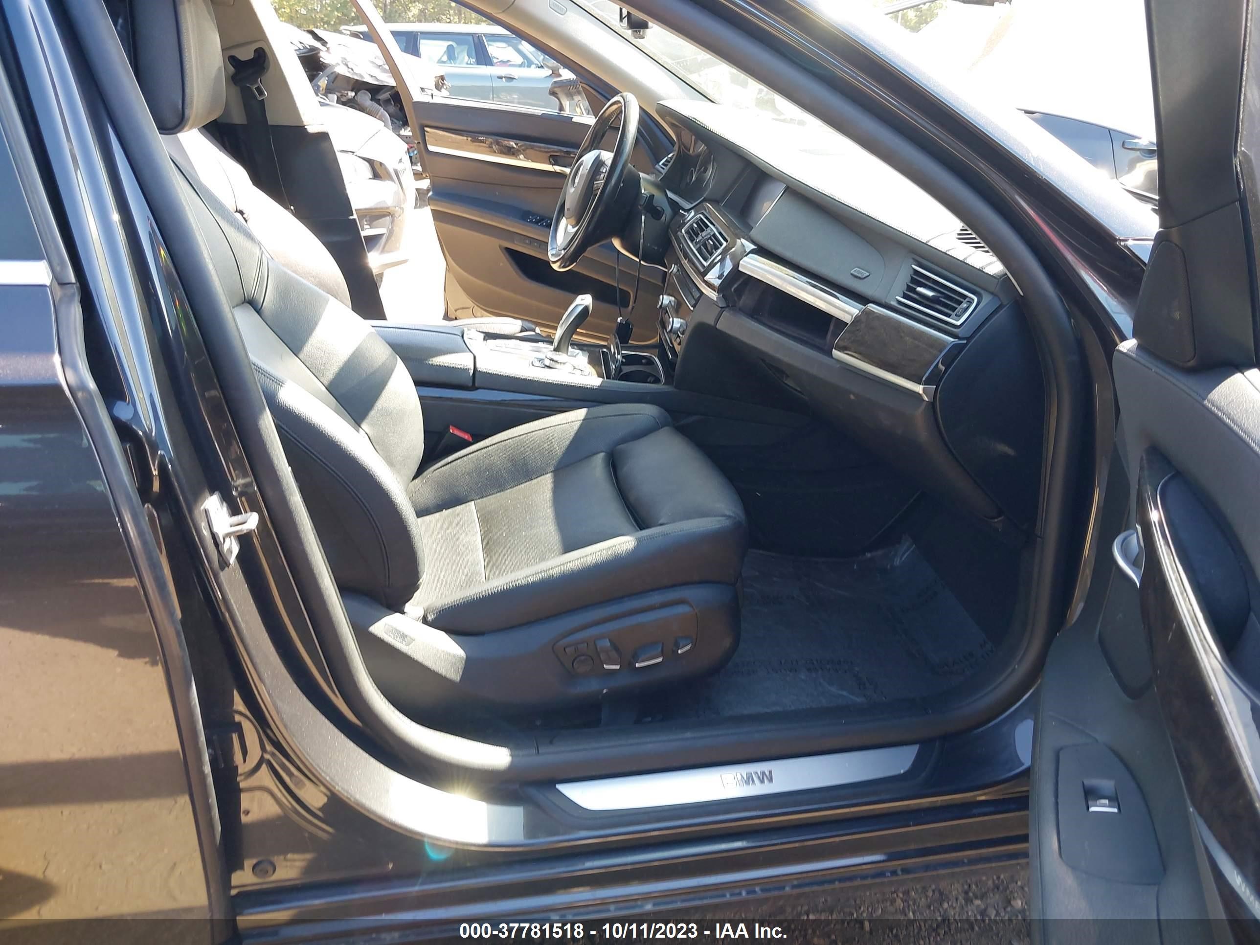 Photo 4 VIN: WBAYF4C51DDE23829 - BMW 7ER 