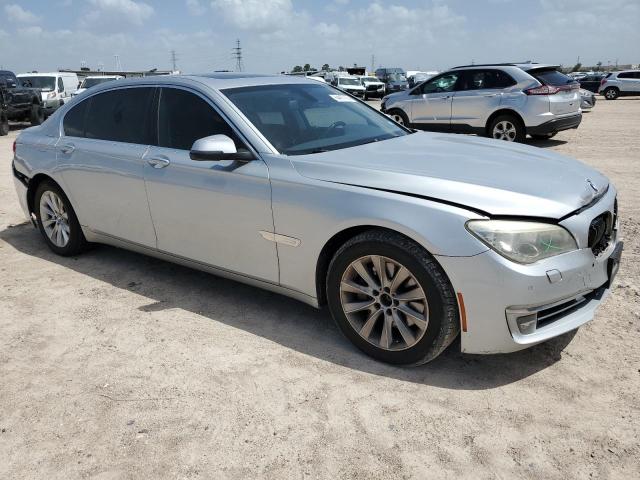 Photo 3 VIN: WBAYF4C53DD127773 - BMW 740 LXI 