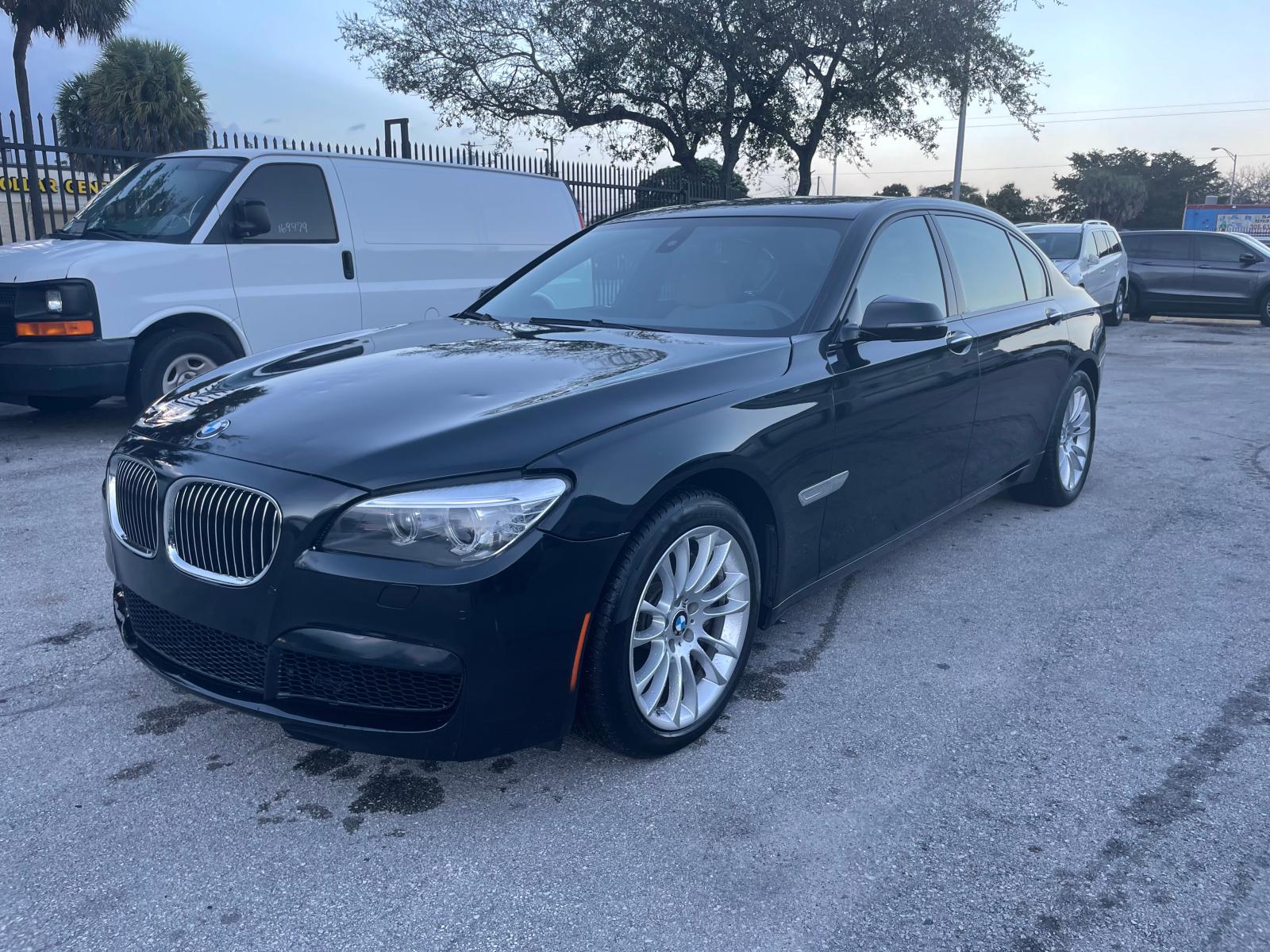 Photo 1 VIN: WBAYF4C59ED281809 - BMW 740 LXI 