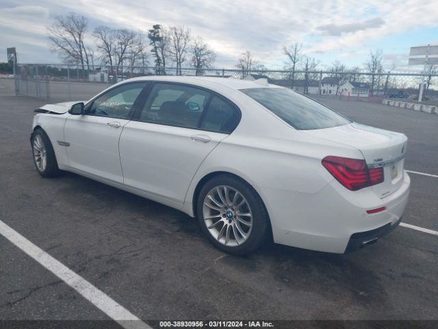 Photo 2 VIN: WBAYF4C59FGS99095 - BMW 740LI 