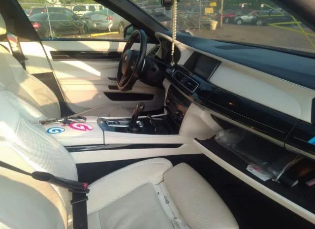 Photo 4 VIN: WBAYF8C51FD654429 - BMW 750LI 