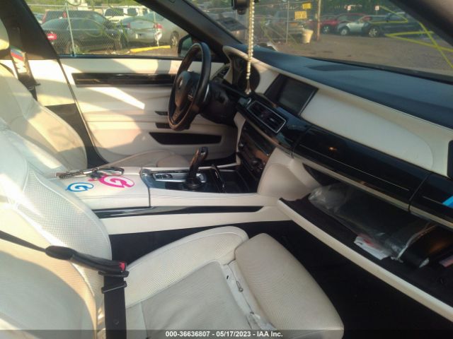 Photo 4 VIN: WBAYF8C51FD654429 - BMW 750LI 