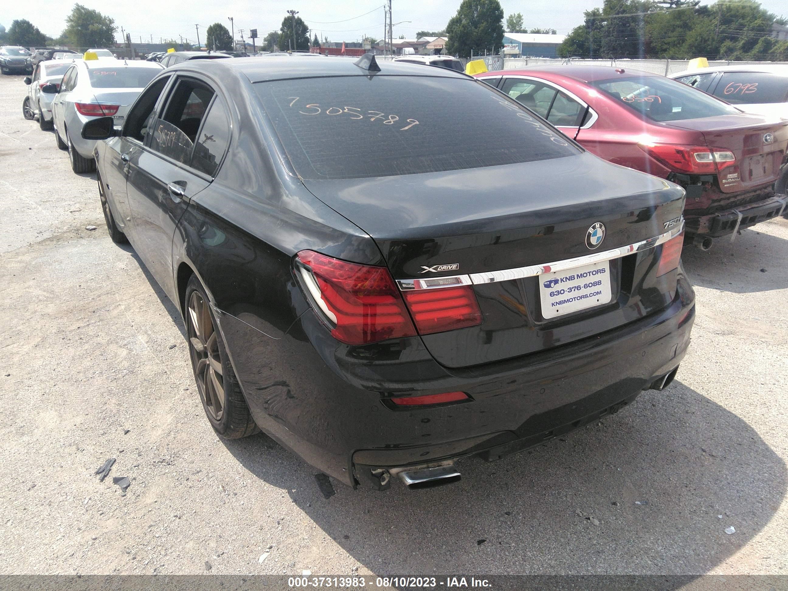 Photo 2 VIN: WBAYF8C52FD654889 - BMW 7ER 