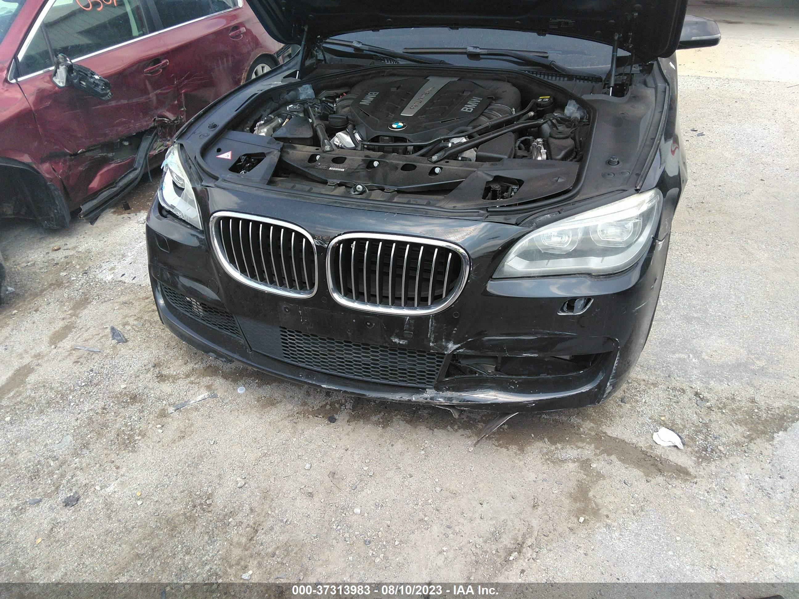 Photo 5 VIN: WBAYF8C52FD654889 - BMW 7ER 