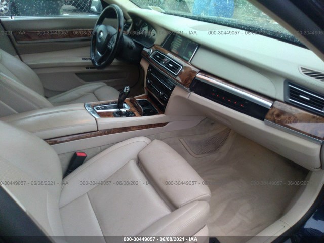 Photo 4 VIN: WBAYF8C53DD140496 - BMW 7 