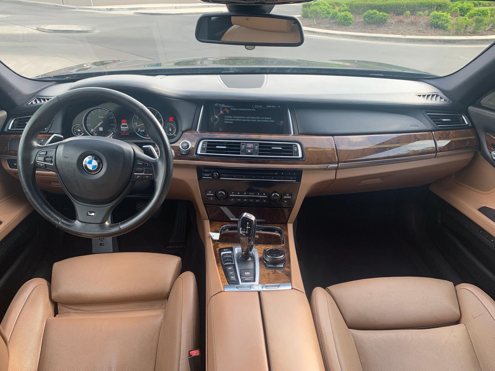 Photo 8 VIN: WBAYF8C53ED142461 - BMW 750LI XDRI 