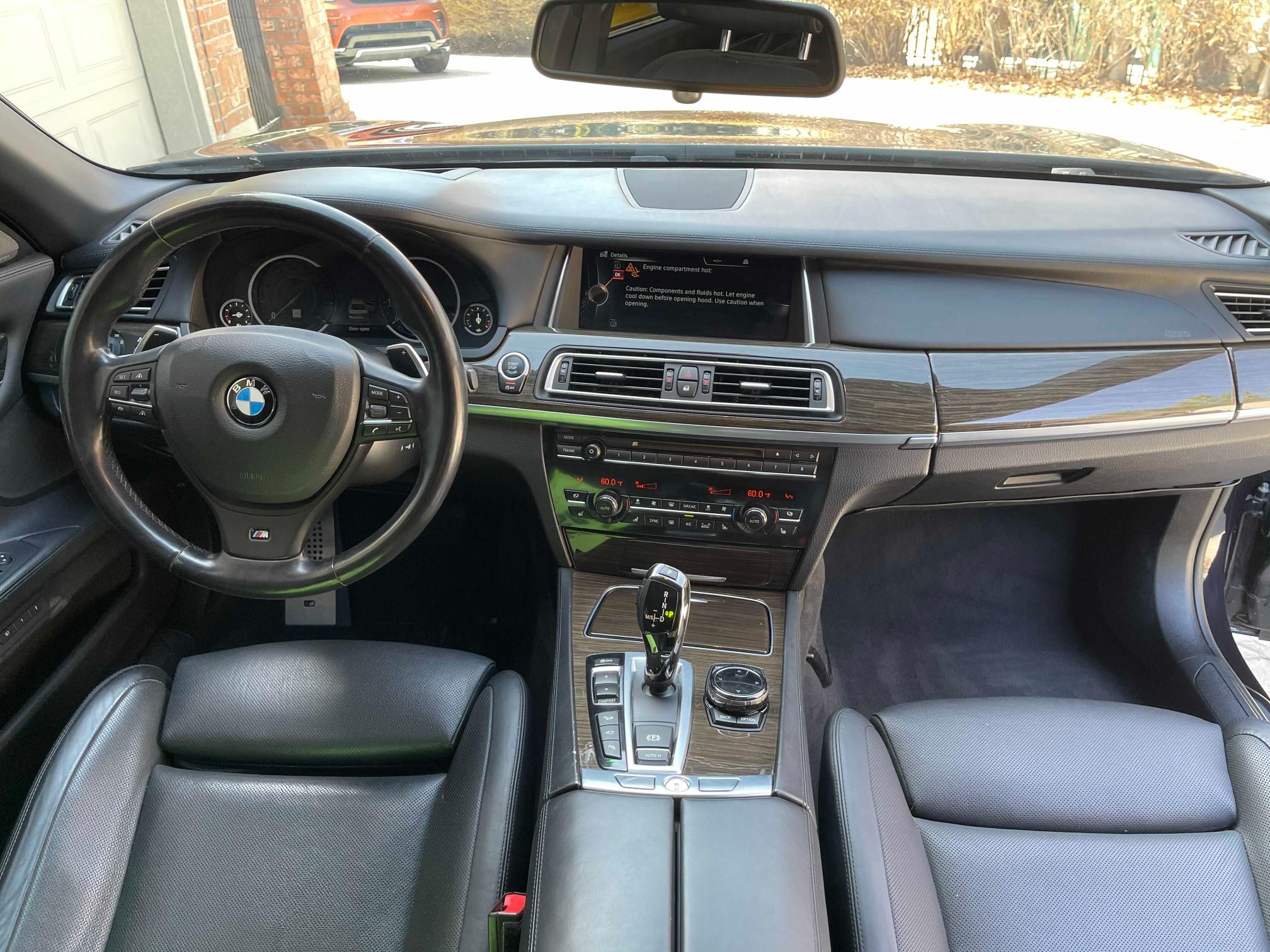 Photo 8 VIN: WBAYF8C54FD654666 - BMW 750 LXI 