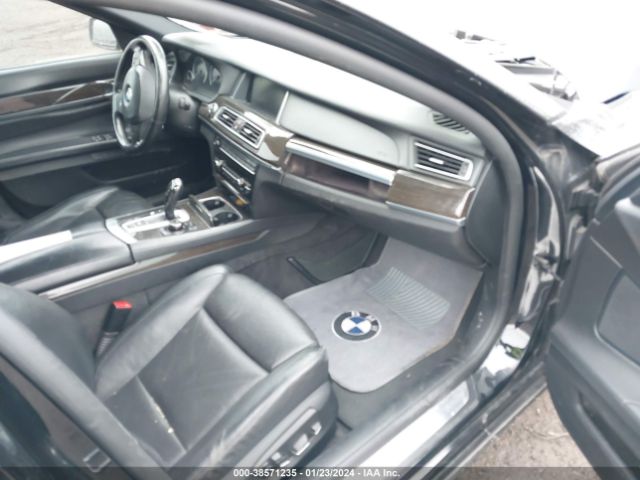 Photo 4 VIN: WBAYF8C56DD139911 - BMW 750LI 