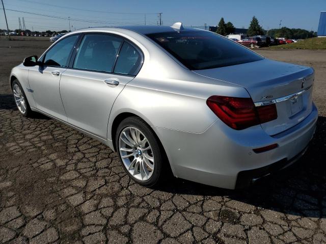 Photo 2 VIN: WBAYF8C57DD140324 - BMW 750 