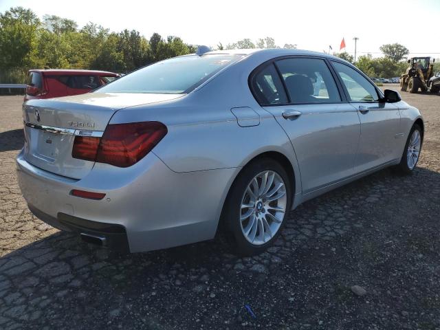 Photo 3 VIN: WBAYF8C57DD140324 - BMW 750 