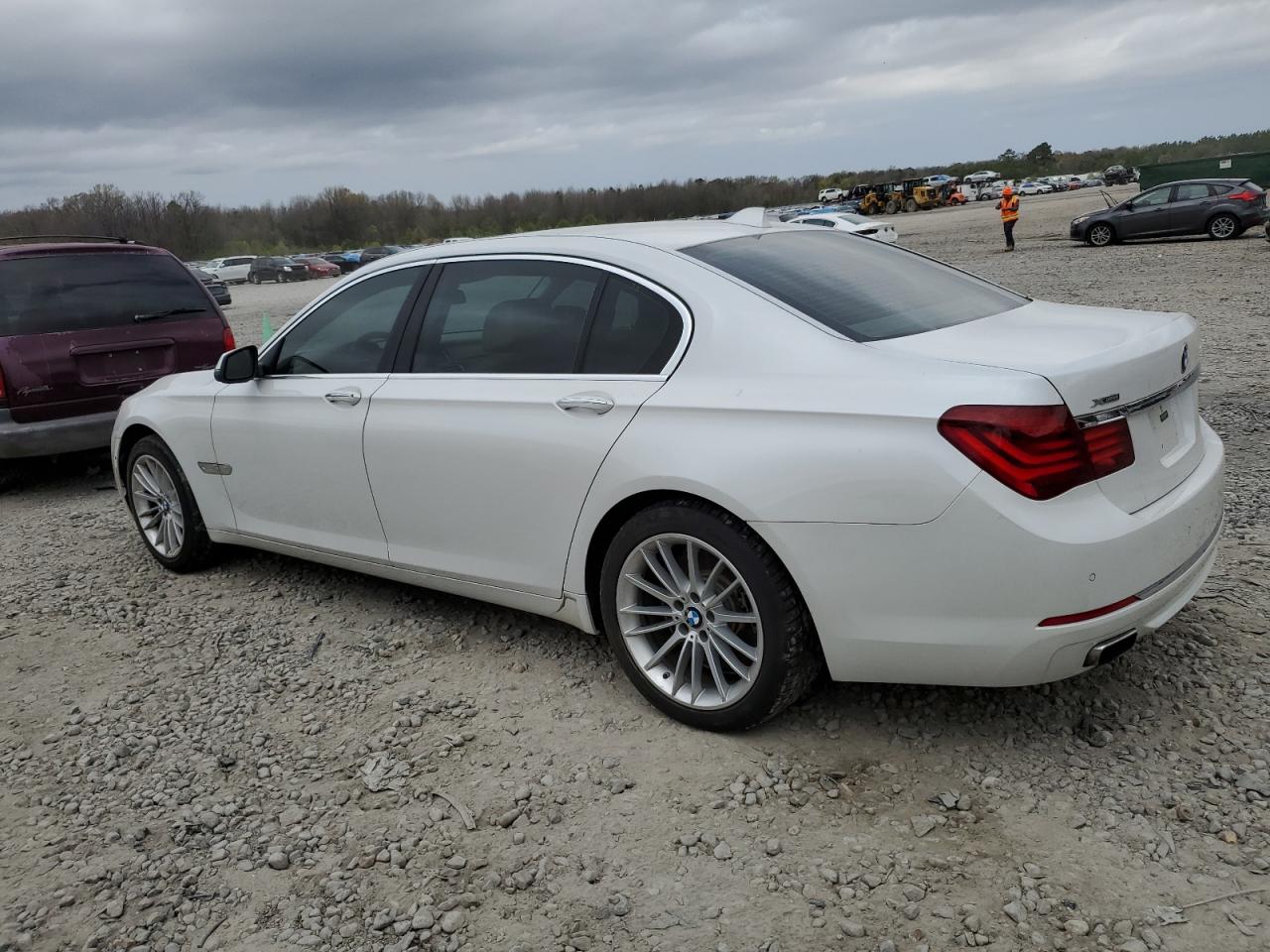 Photo 1 VIN: WBAYF8C57DD141067 - BMW 750 LXI 