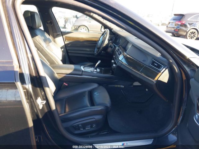 Photo 4 VIN: WBAYF8C58DD140445 - BMW 750LI 