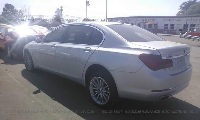 Photo 2 VIN: WBAYF8C5XDDE59137 - BMW 750I 