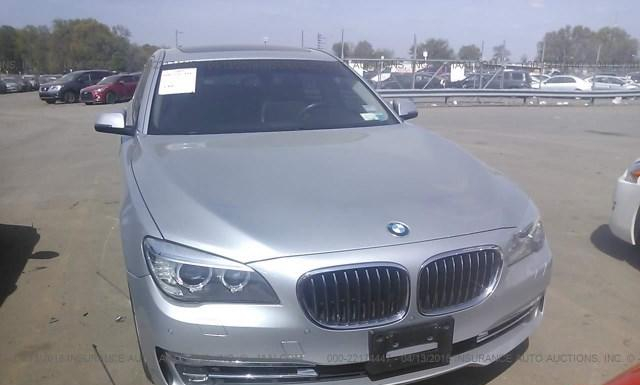 Photo 5 VIN: WBAYF8C5XDDE59137 - BMW 750I 