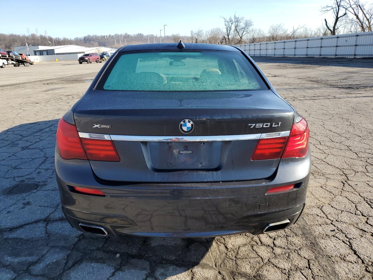 Photo 5 VIN: WBAYF8C5XFG245585 - BMW 7ER 