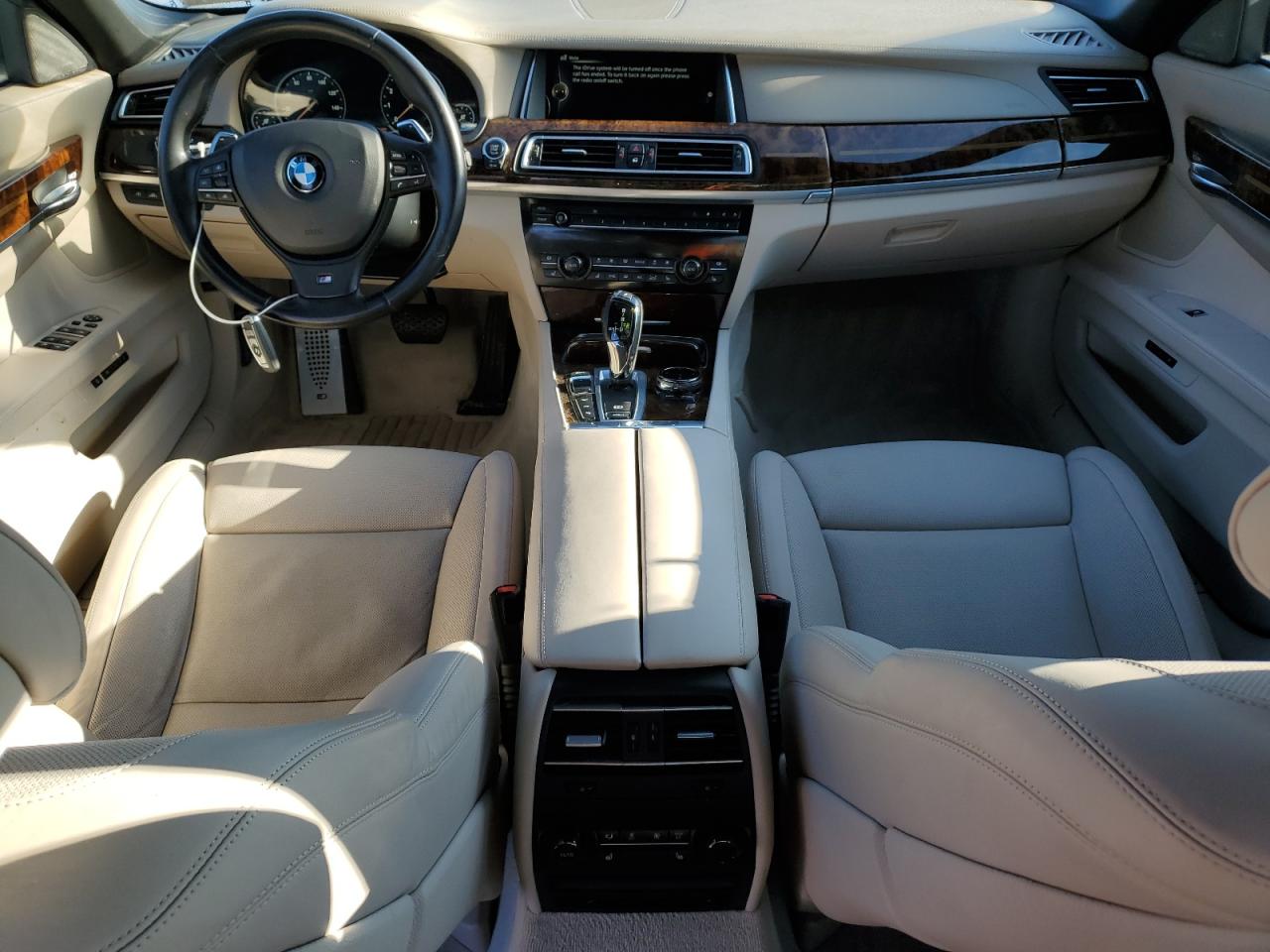 Photo 7 VIN: WBAYF8C5XFG245585 - BMW 7ER 