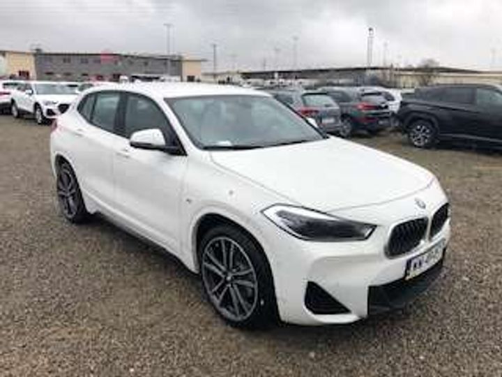 Photo 2 VIN: WBAYH110805V18843 - BMW X2 SUV 