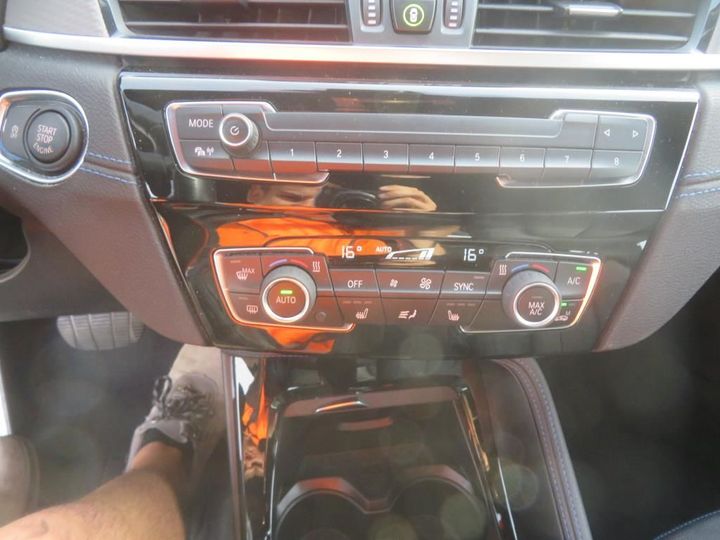 Photo 19 VIN: WBAYH31070EH50655 - BMW X2 