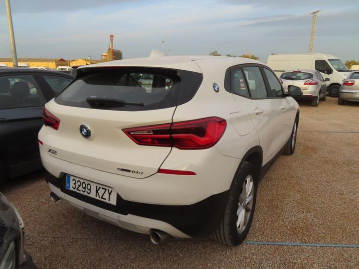 Photo 2 VIN: WBAYK510605N75776 - BMW X2 