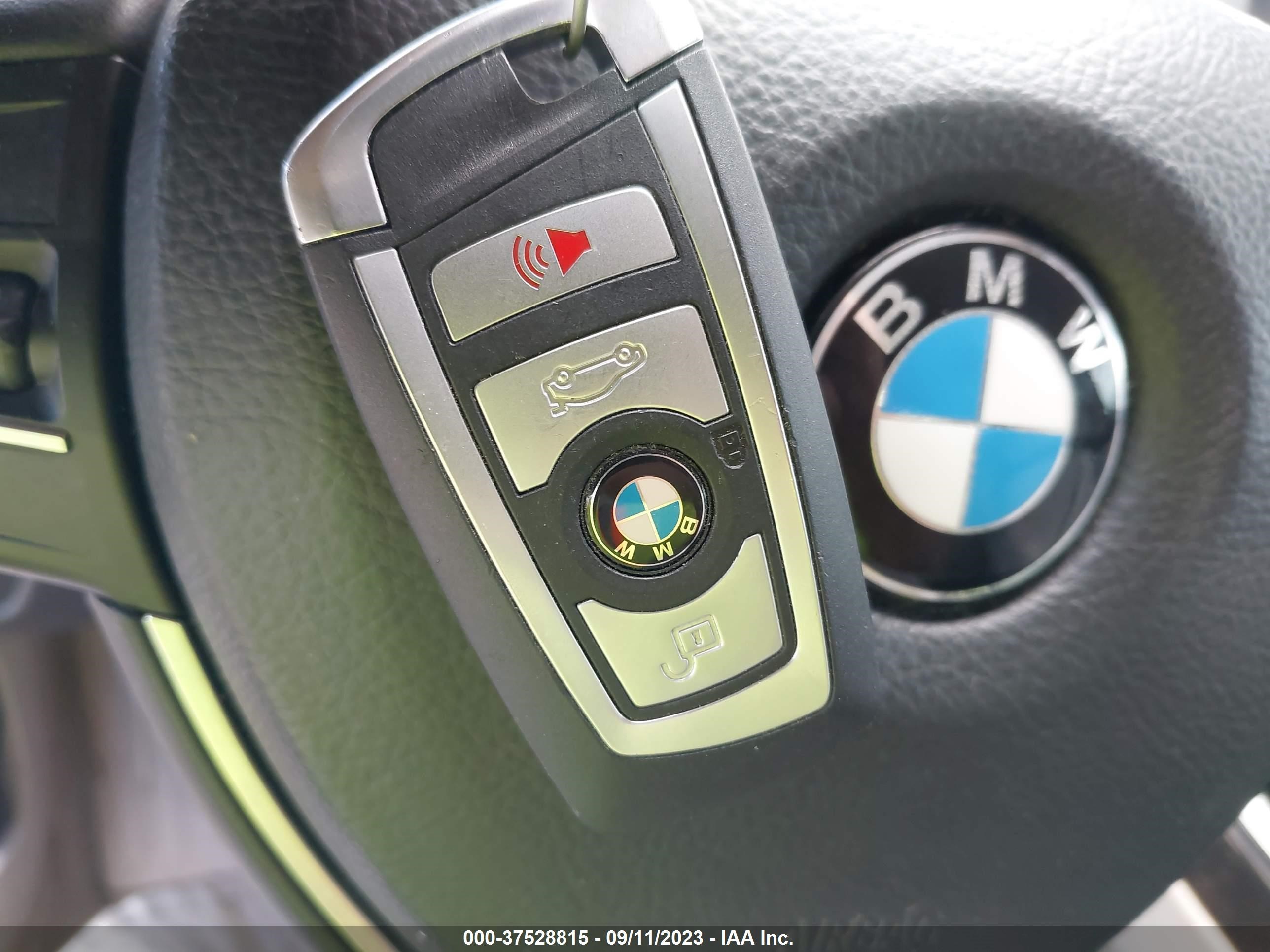 Photo 10 VIN: WBAYM1C5XDDZ02526 - BMW 6ER 