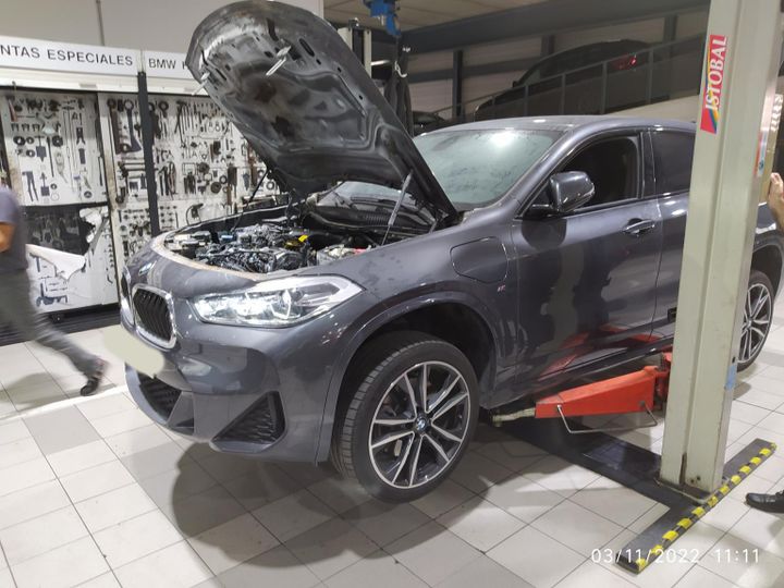 Photo 12 VIN: WBAYN910005T37226 - BMW X2 