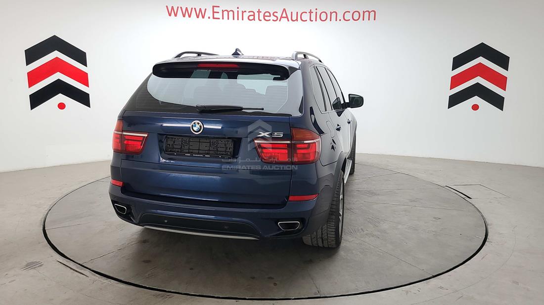 Photo 16 VIN: WBAZV8107DL395267 - BMW X5 