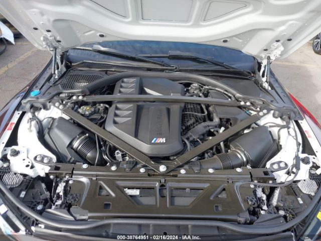 Photo 9 VIN: WBS33AZ02PCN00403 - BMW M4 