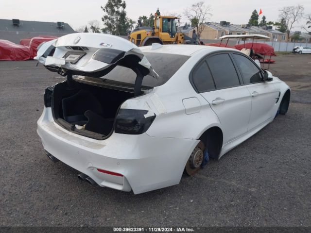 Photo 3 VIN: WBS3C9C53FJ276300 - BMW M3 