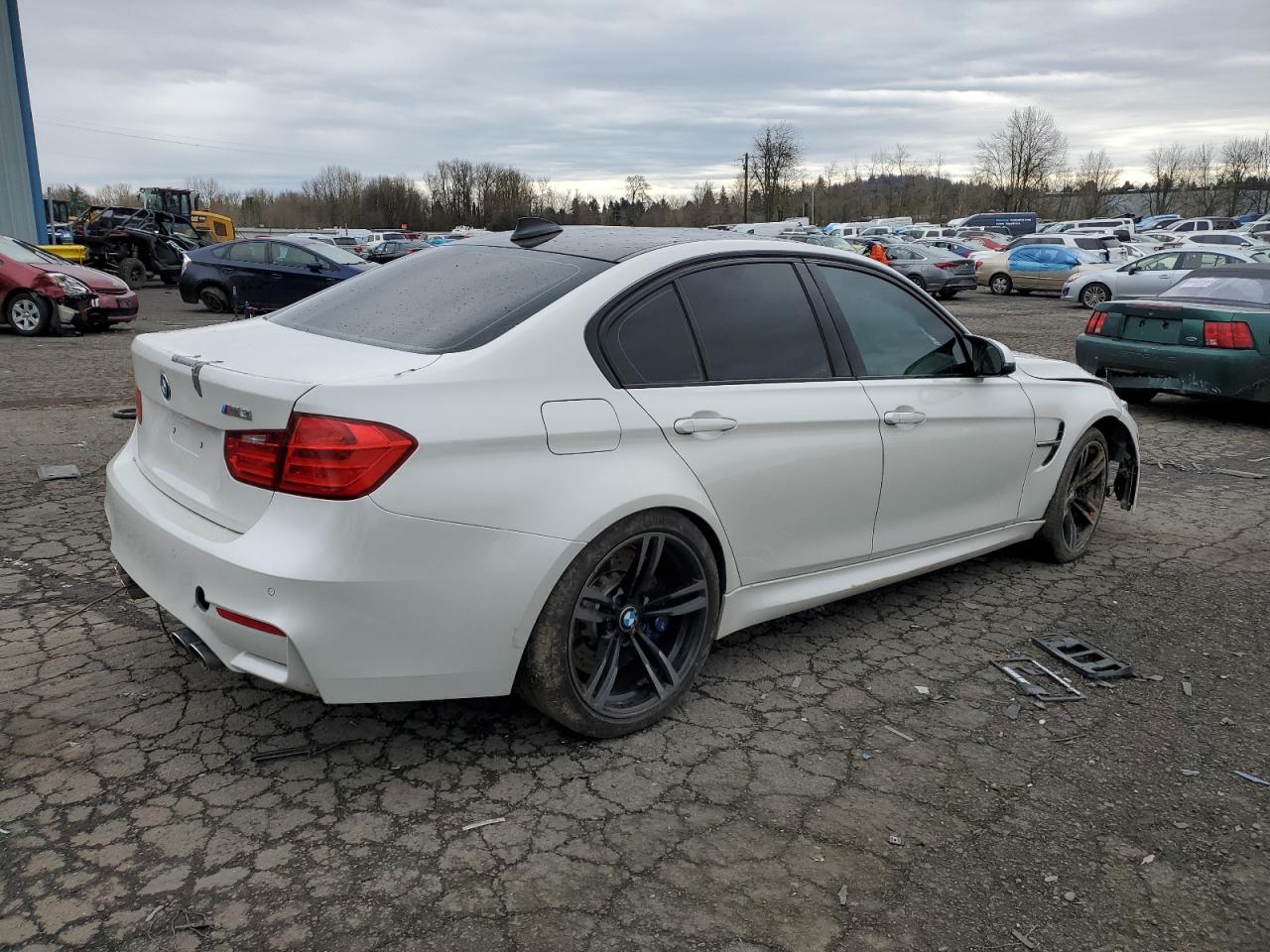 Photo 2 VIN: WBS3C9C58FP806290 - BMW M3 