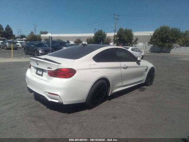 Photo 3 VIN: WBS3R9C33HA014356 - BMW M4 