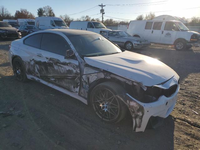 Photo 3 VIN: WBS3R9C37HA014327 - BMW M4 