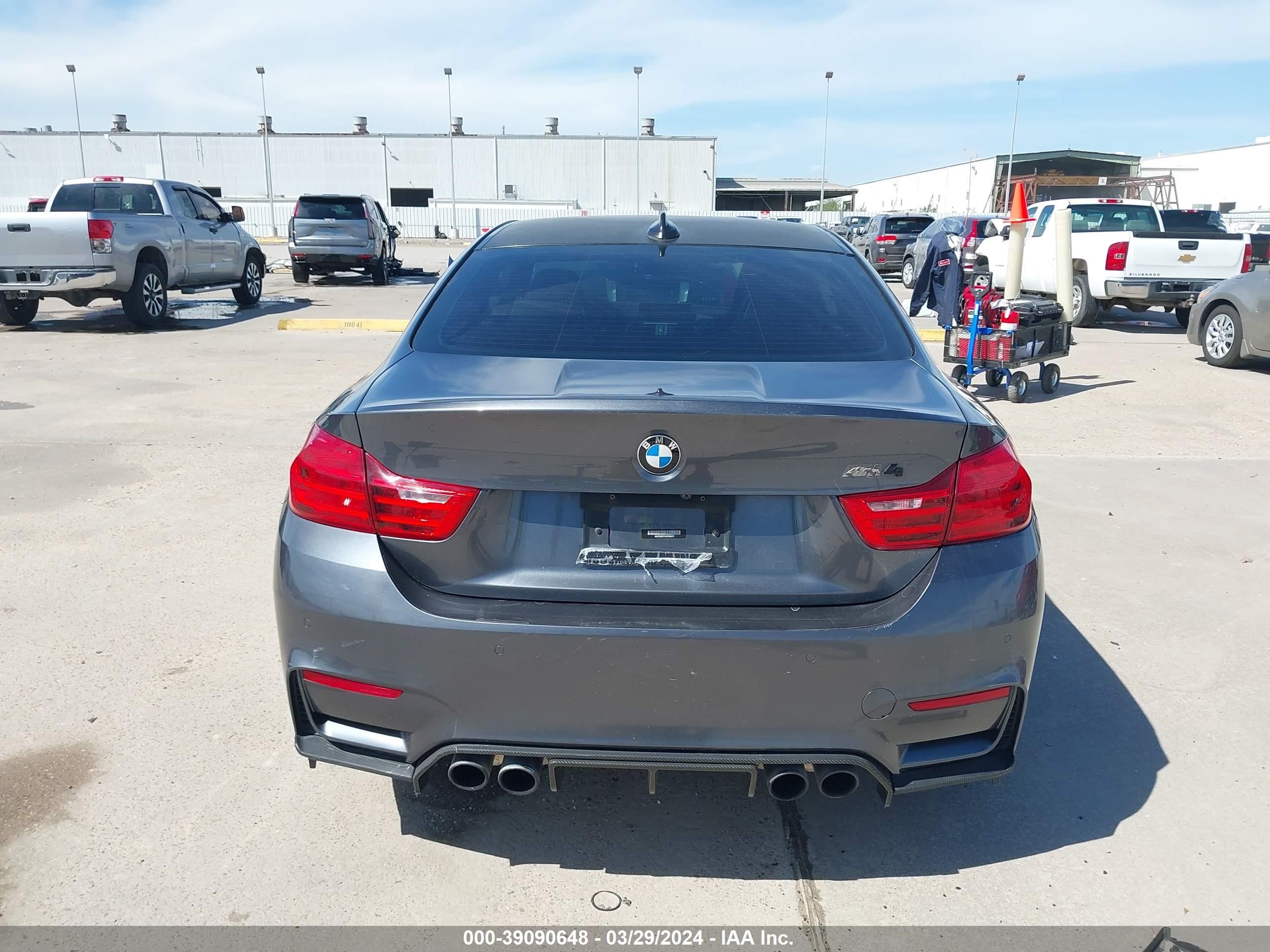 Photo 16 VIN: WBS3R9C51GK336472 - BMW M4 