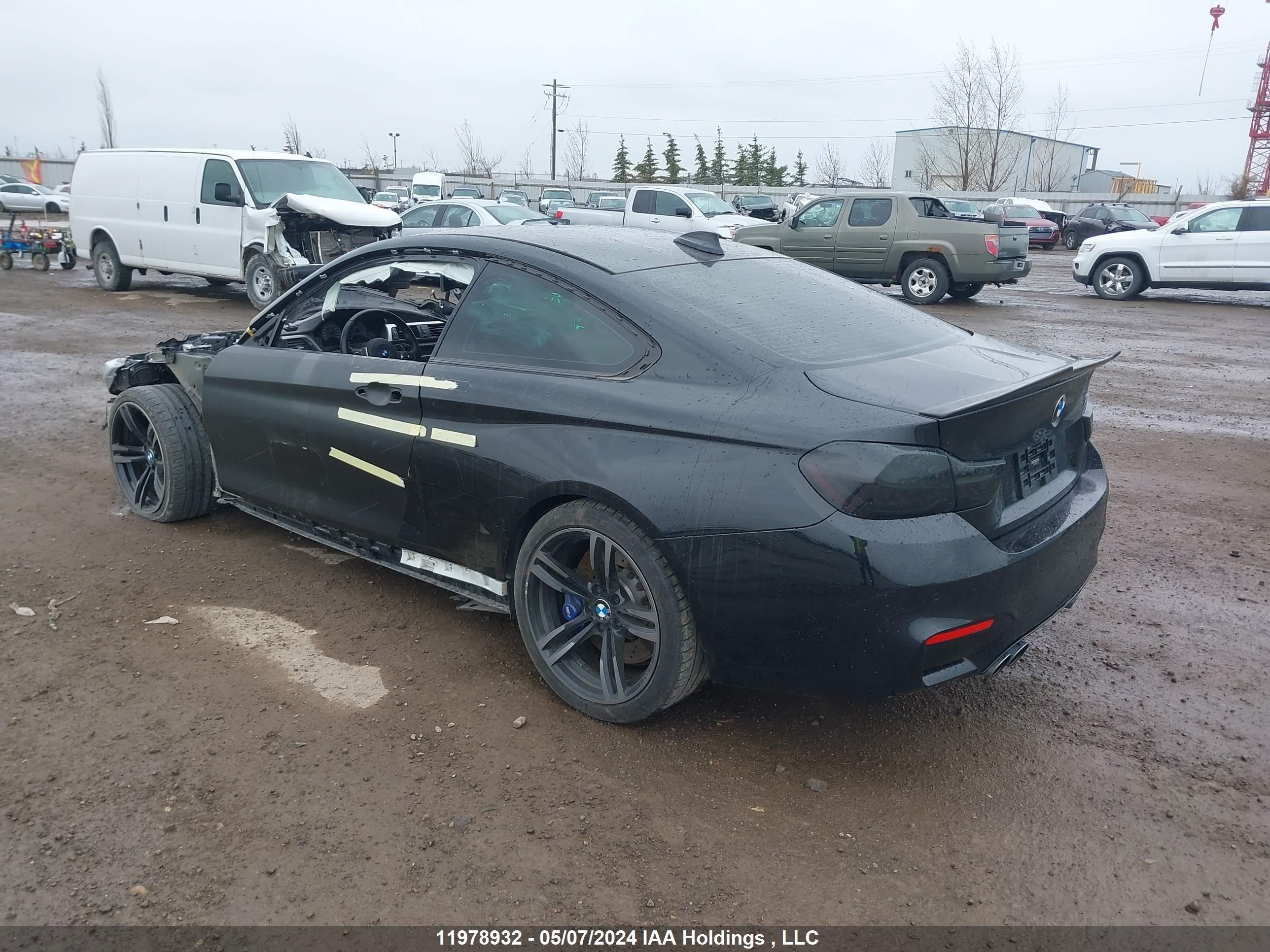 Photo 2 VIN: WBS3R9C51GK338223 - BMW M4 