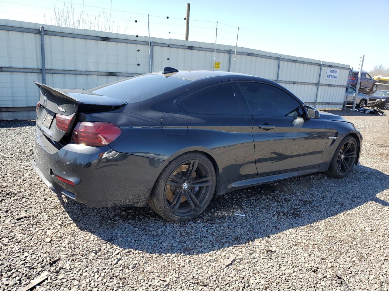 Photo 2 VIN: WBS3R9C53FK329165 - BMW M4 