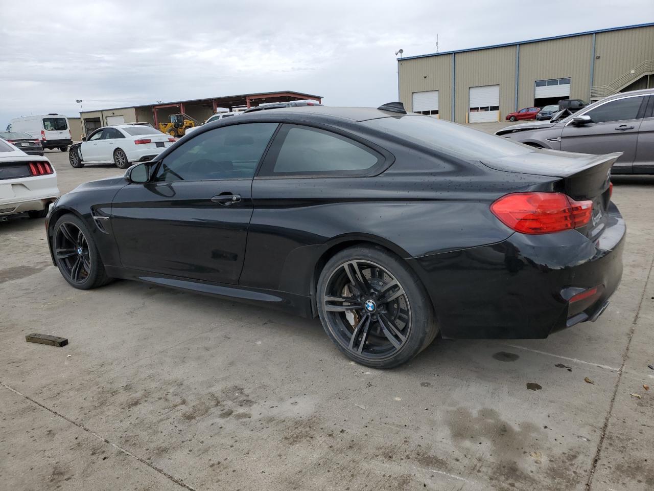 Photo 1 VIN: WBS3R9C53FK333216 - BMW M4 