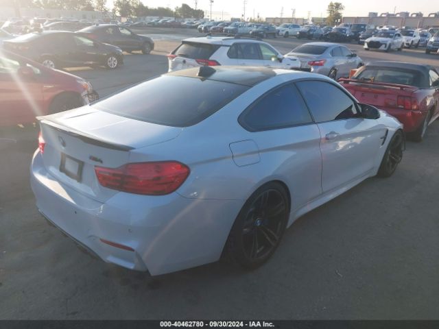 Photo 3 VIN: WBS3R9C53FK334513 - BMW M4 