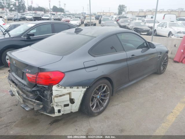 Photo 3 VIN: WBS3R9C55FK332715 - BMW M4 